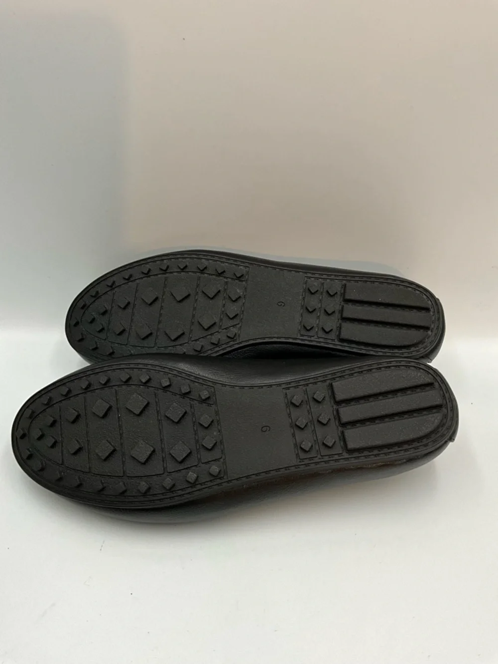 AEROSOLES smooth black